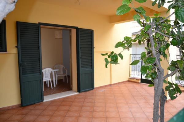 La Casa Gialla トラビーア エクステリア 写真